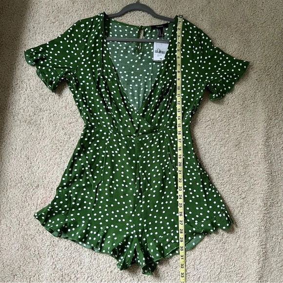 2/$25 H&M Green Polka Dot Romper Playsuit Medium Short Flutter Sleeve Deep VNeck - Picture 16 of 16